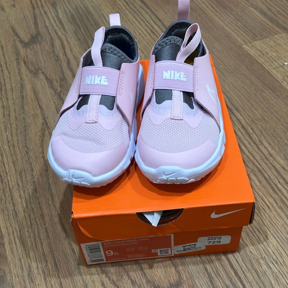 NIKE flex runner 2 in pink foam/white/pewter